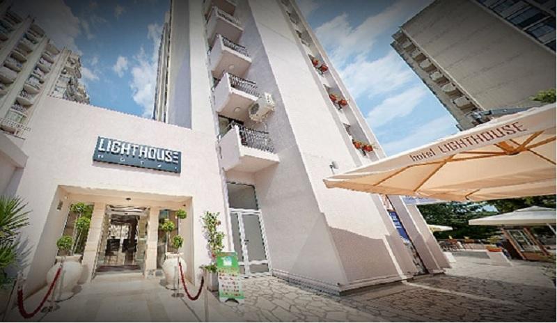 Hotel Lighthouse Игало Экстерьер фото